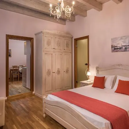 Palazzo Di Irene Aparthotel